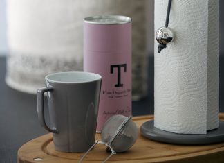 stojak na ręczniki papierowe