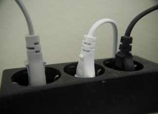 Co jest potrzebne by urządzić gabinet w domu?