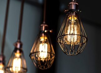 Meble industrialne – styl loftowy wciąż na topie!