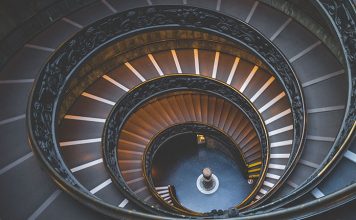 Kowalstwo artystyczne – sztuka ukryta w przedmiotach codziennego użytku Kowalstwo artystyczne