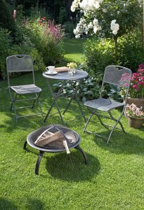 Jak zabezpieczyć ogrodowe meble na zimę? Jak zabezpieczyć ogrodowe meble na zimę