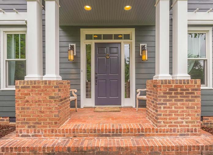 drzwi-przesuwne-bezramowe-(2) Kiedy warto zainwestować w drzwi antywłamaniowe