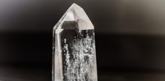 Jak zaimpregnować biały kamień ogrodowy?