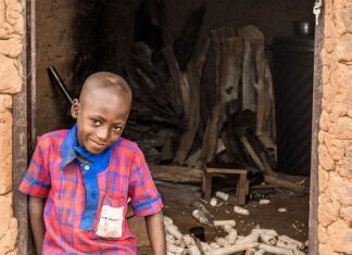 Jakim klejem najlepiej kleić drewno? Jakim klejem najlepiej kleić drewno?