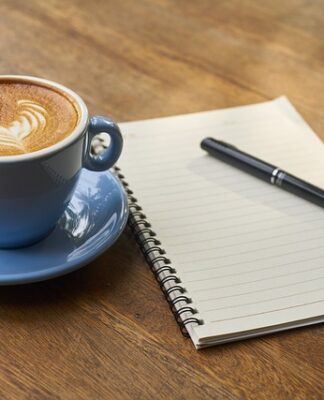 Czy zapach palonej kawy odstrasza komary?