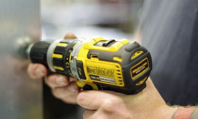 Co jest lepsze Dewalt czy Makita? Co jest lepsze Dewalt czy Makita?