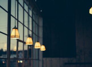 Czy warto wymienić szyby w oknach plastikowych?