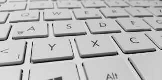 Jak Przykleić obrzeże ABS?