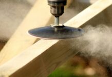 Jakim padem polerować lampy?