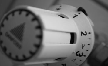 Jak ekonomicznie korzystać z ogrzewania podłogowego?