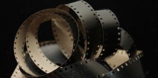 Jak Skleić folię w oczku wodnym?