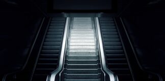 Co dać pod parapet?