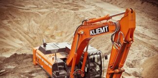 Ile kosztuje godzina kopania stawu?