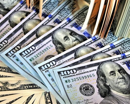 Czym się różni ekwiwalent od ryczałtu?