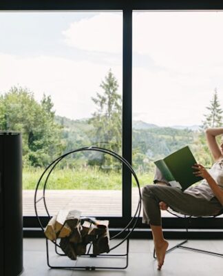 Czyste powietrze w duchu hygge – dlaczego rekuperacja staje się elementem współczesnych wnętrz skandynawskich? dom w stylu hygge